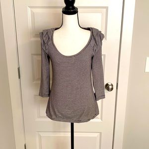 H&M|| Black & white scoop neck, long sleeve top with ruffled shoulder accents